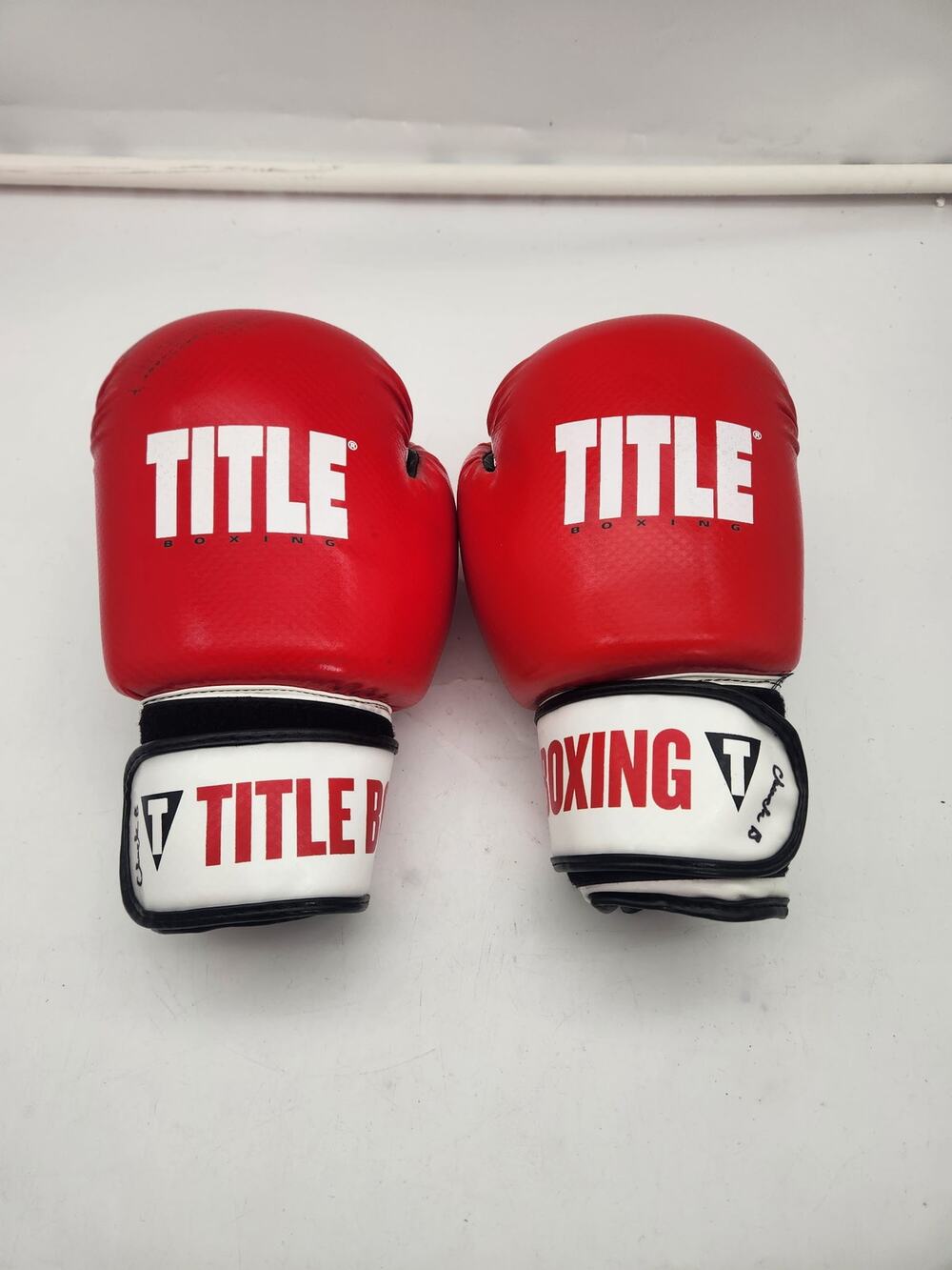 Title Boxing Red Training Boxing Gloves Size L